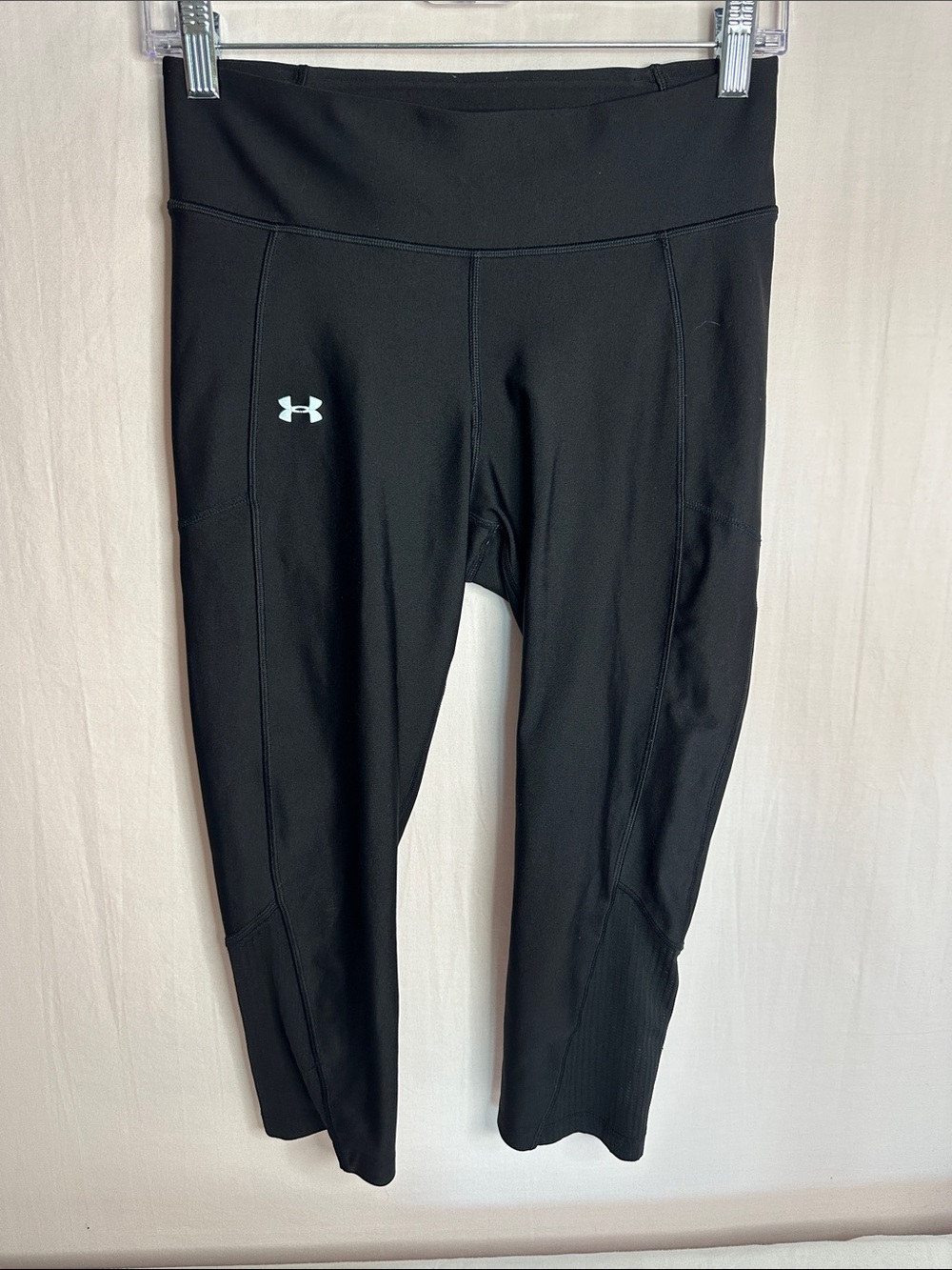 Under Armour Black Capri Training Leggings
